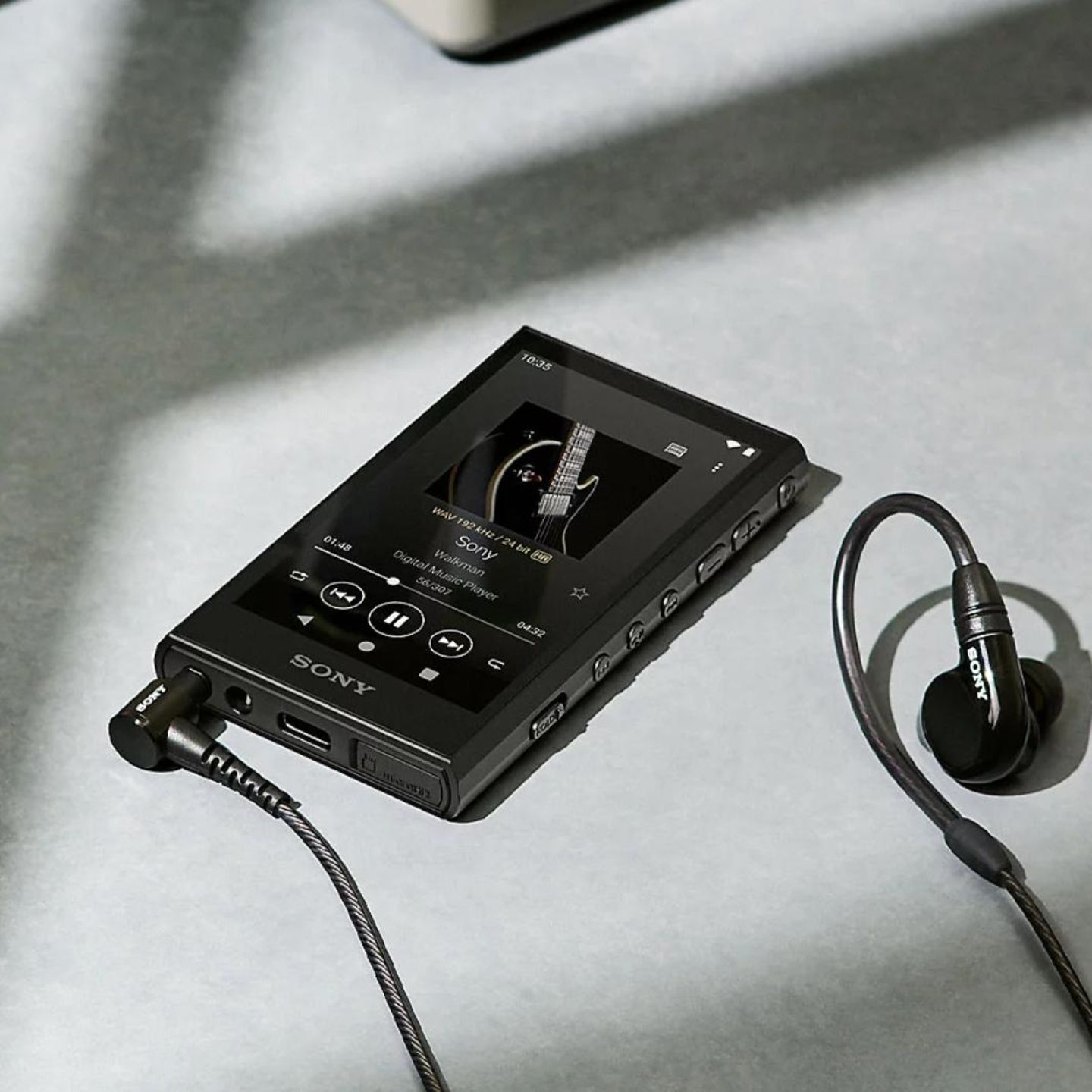 Ikoniczny Sony Walkman NW-ZX900 POWRACA!